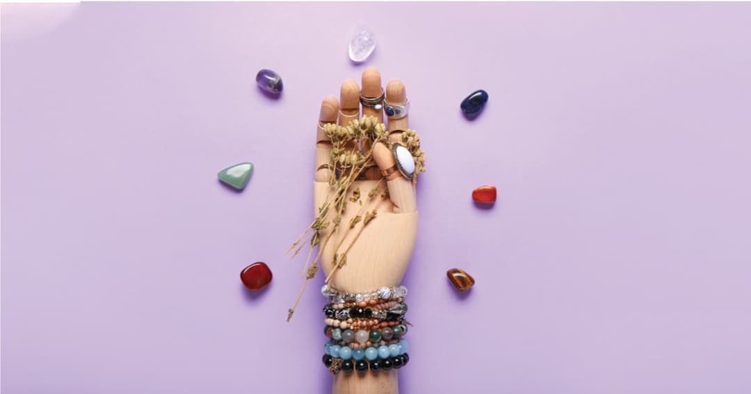 How To Wear Crystal Jewellery By Color To Promote Healing?