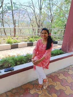 Rashi Saxena